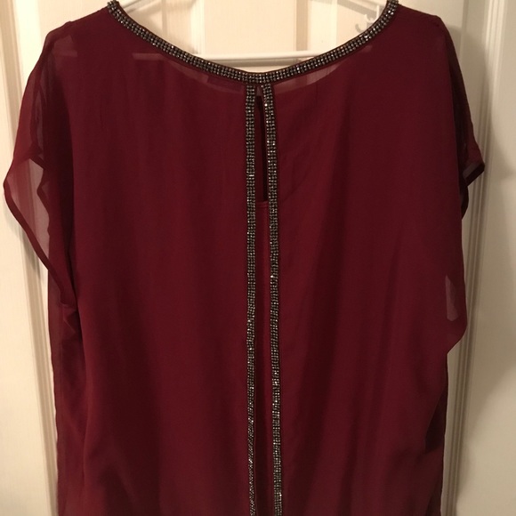 Festive top. - Picture 5 of 8